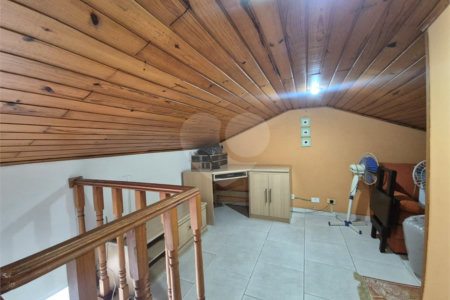 Casa à venda com 2 quartos, sendo 1 suíte,  no condomínio Quintas Marajoara, São Paulo - SP