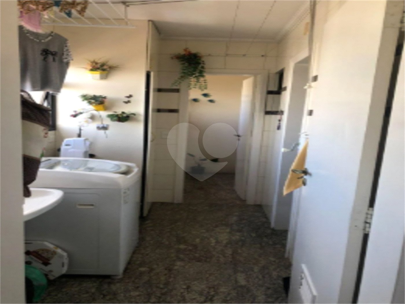 Apartamento à venda com 3 quartos, sendo 1 suíte, em Vila Regente Feijó, São Paulo, SP