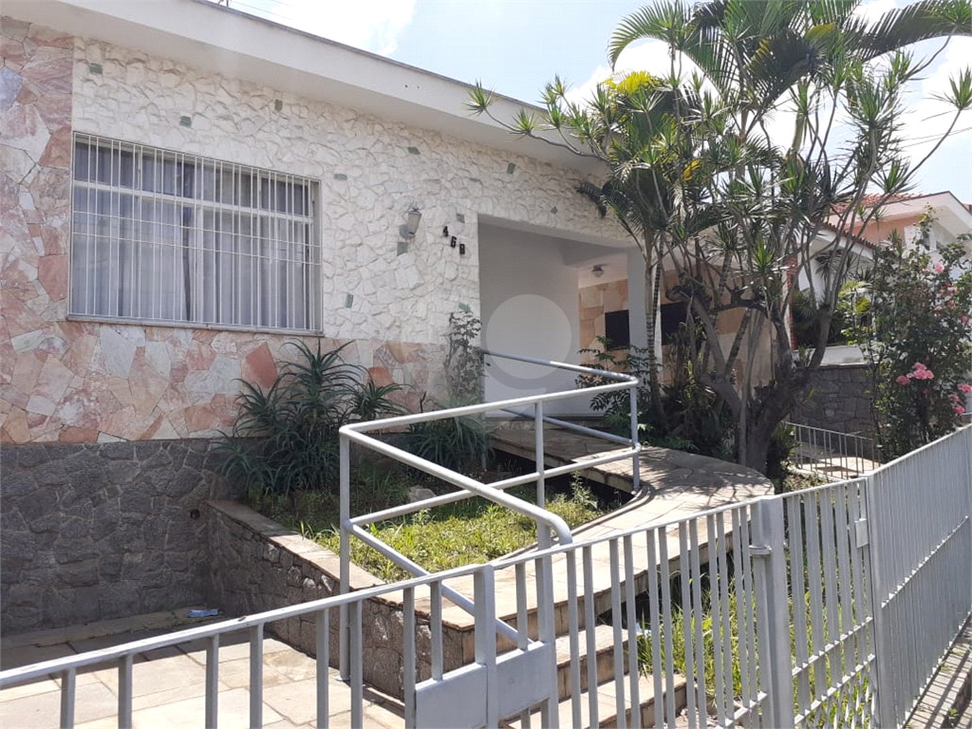 Casa Terrea a venda no bairro do Jardim França