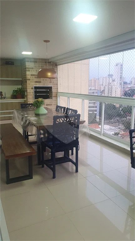 Apartamento maravilhoso na Mooca com 151m e 3 dormitórios,2 suítes e 3 vagas..