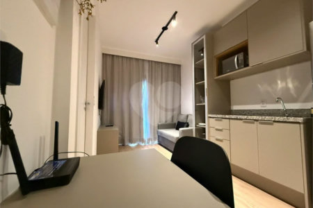 Studio HIS2 mobiliado 38m² na Liberdade, lazer completo, pronto para morar.