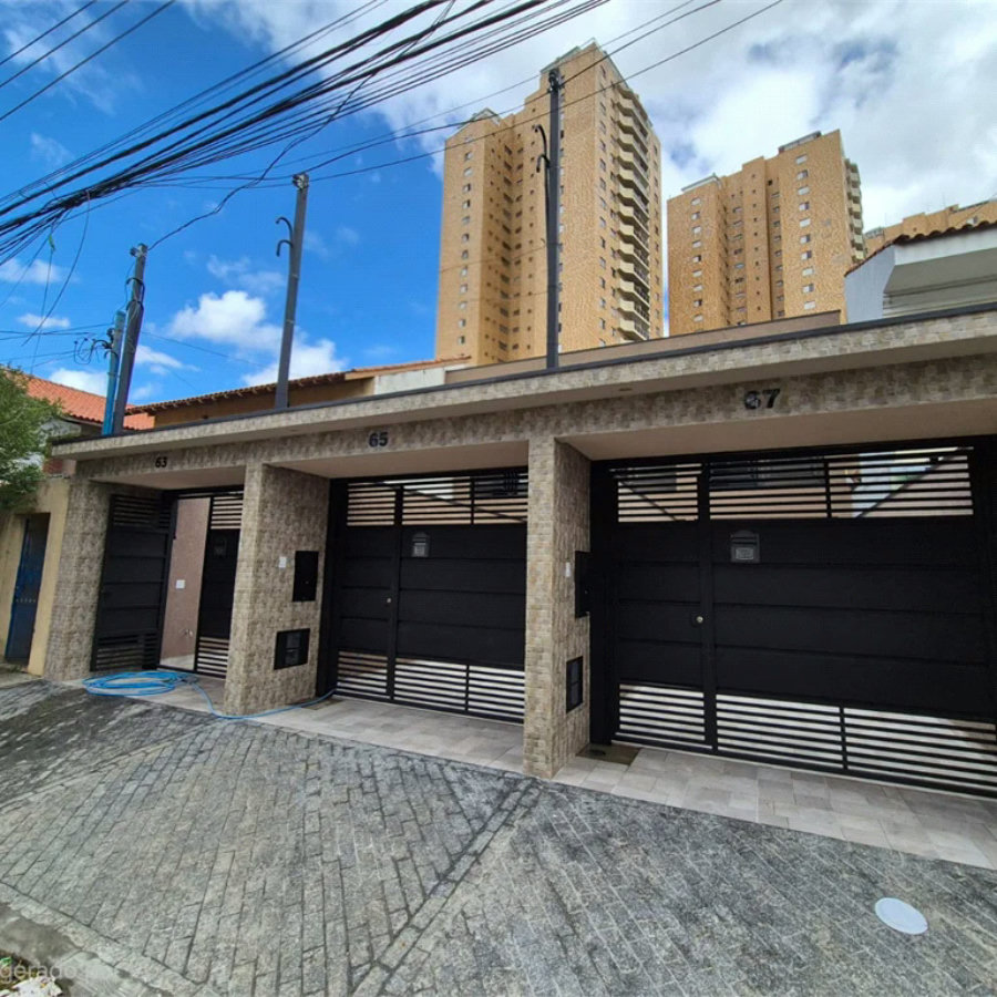Sobrado à venda com 2 suítes em Vila Polopoli, São Paulo, SP