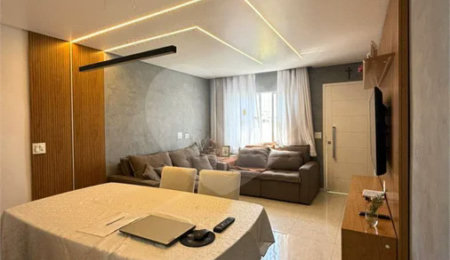 Casa à venda com 3 quartos, sendo 1 suíte,  no condomínio Residencial Araguaia, São Paulo - SP