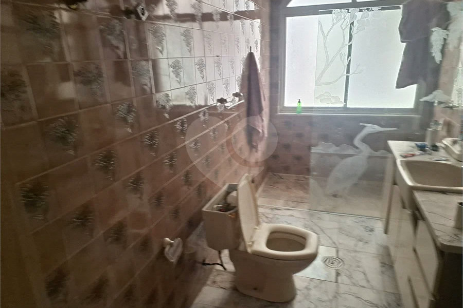 Sobrado à venda com 4 quartos, sendo 2 suítes, em Santana, São Paulo, SP