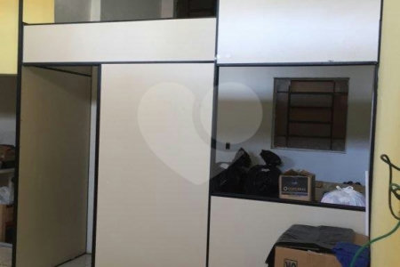Salão comercial de 200m2 para locação na Mooca