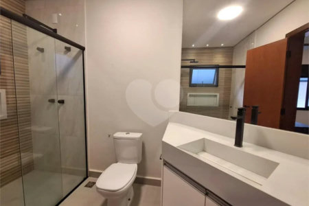 Sobrado à venda com 3 suítes em Condomínio Residencial Terras do Caribe, Valinhos, SP