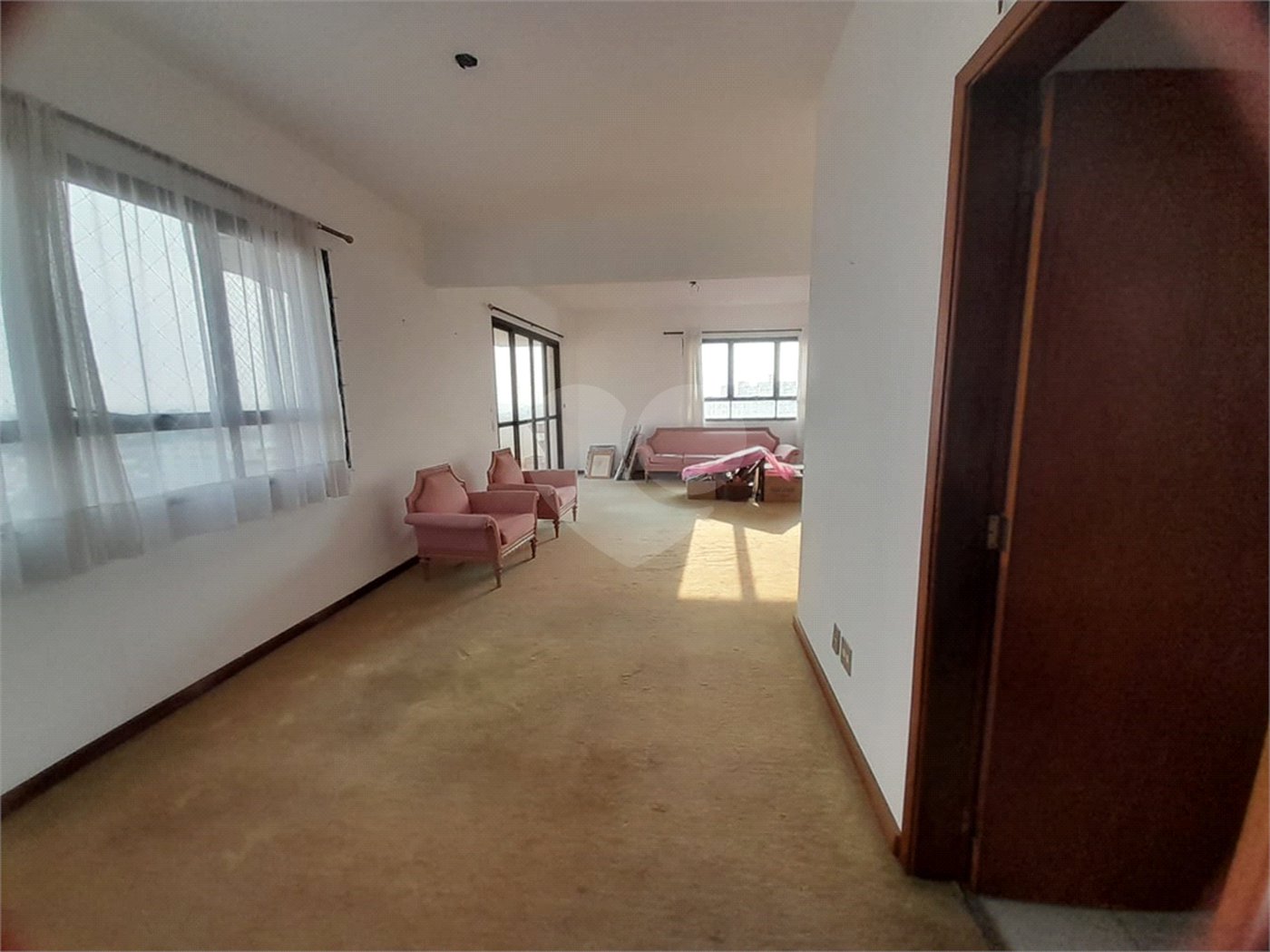 Apartamento à Venda no Edifício João Malagutti – 3 Dormitórios, 132m², Vista Maravilhosa!