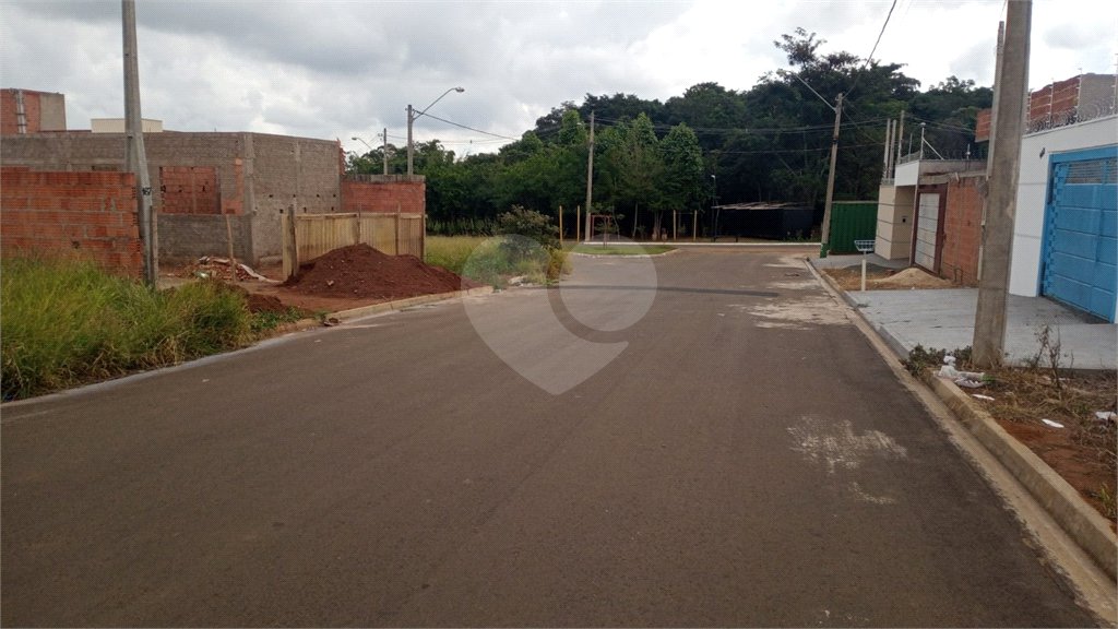 Lote no Jardim do Bosque, aceita financiamento ou aquisição de terreno e construção .