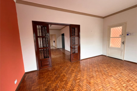 Casa à venda no Centro de São Carlos