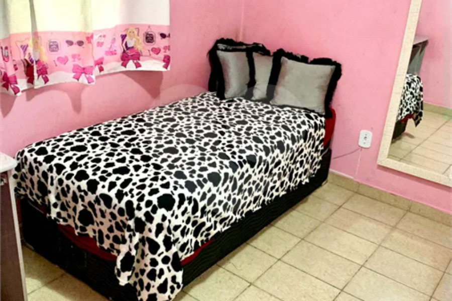 LINDO APARTAMENTO COM 02 DORMITÓRIOS.