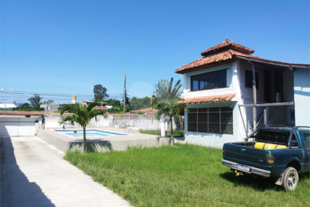 CASA EM GUARATIBA COM PISCINA , HIDRO , CLOSET!