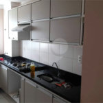 Apartamento no Condomínio Parque dos Manacás