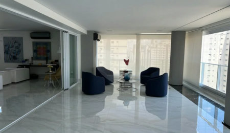 Moema! Quatro vagas!Deposito!