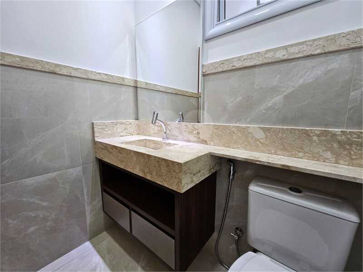 Casa à venda com 3 quartos, sendo 1 suíte, no condomínio Vista Verde, Indaiatuba - SP