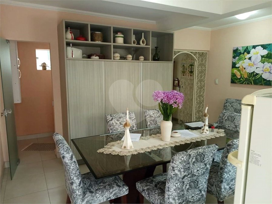 Casa à venda com 3 quartos, sendo 2 suítes, em Vila Flávio, Mogi das Cruzes, SP