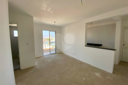 Apartamento à venda com 2 quartos, sendo 1 suíte, em Vila Galvão, Guarulhos, SP