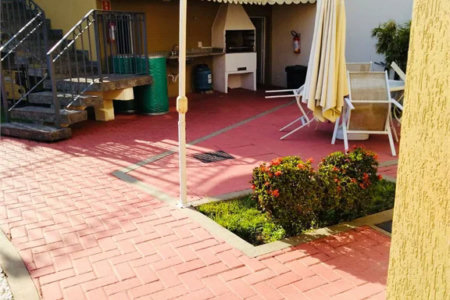 Casa à venda com 3 quartos, sendo 1 suíte, no condomínio Moradas do Horto, São Paulo - SP