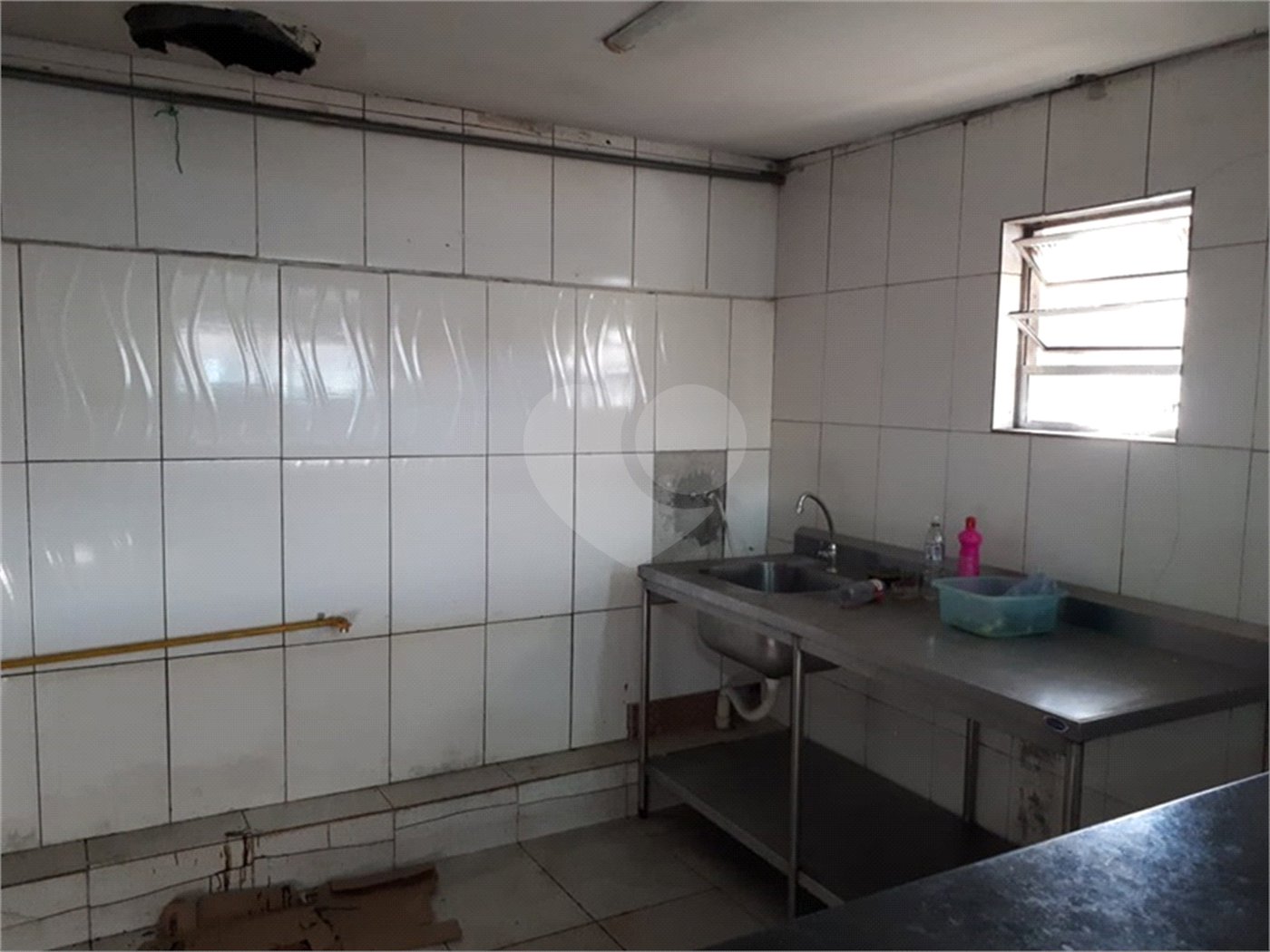 Salão à venda em Tremembé, São Paulo, SP