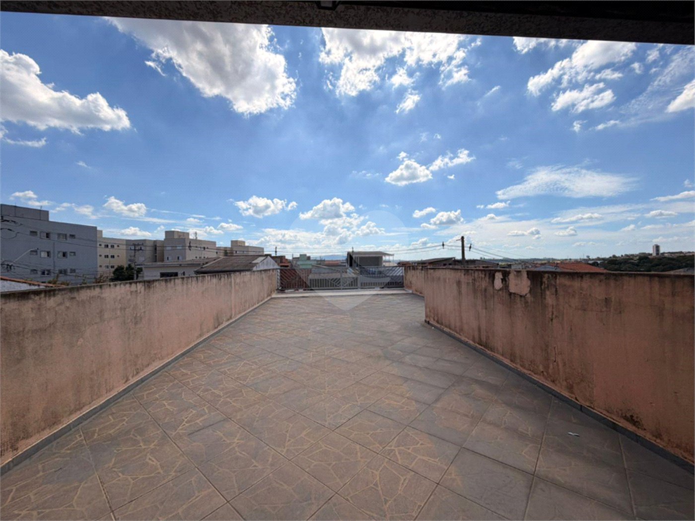 Sobrado à venda com 3 quartos, sendo 1 suíte, em Jardim Califórnia, Sorocaba, SP