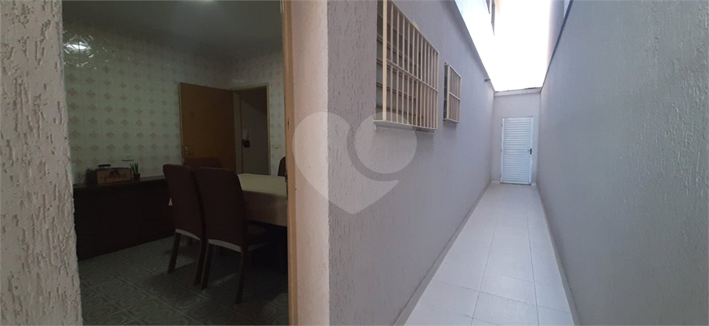 Sobrado à venda com 3 quartos, sendo 1 suíte, em Tremembé, São Paulo, SP