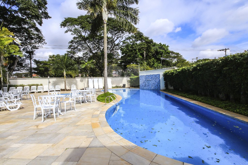 Apartamento para alugar com 2 quartos em Vila Anastácio, São Paulo, SP