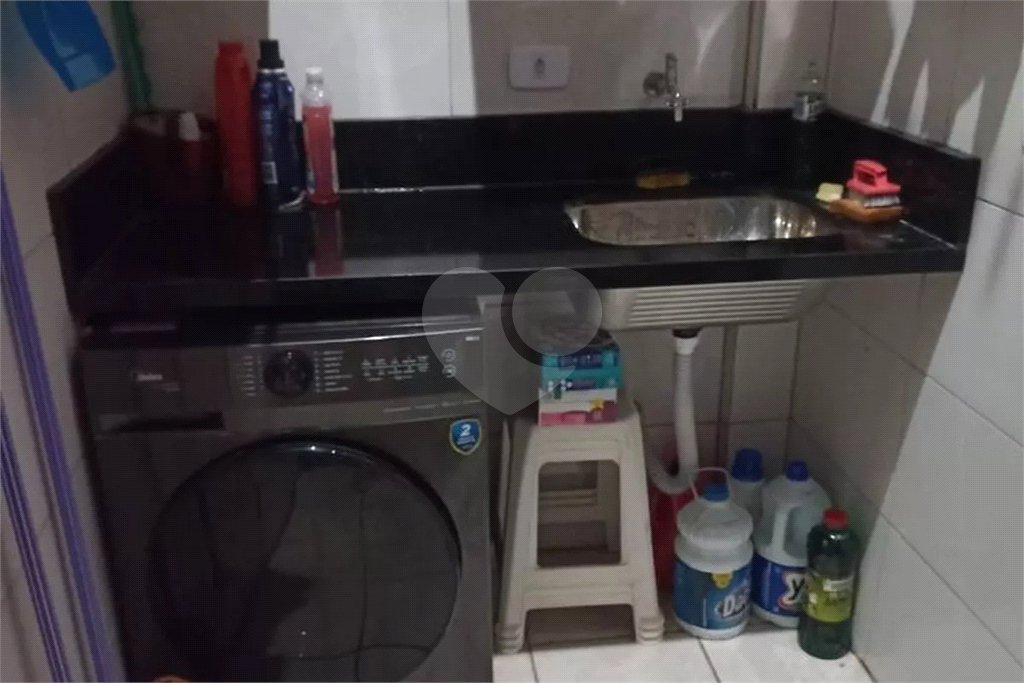 Casa à venda com 3 quartos, sendo 1 suíte, no condomínio Jardim das Palmas, São Paulo - SP