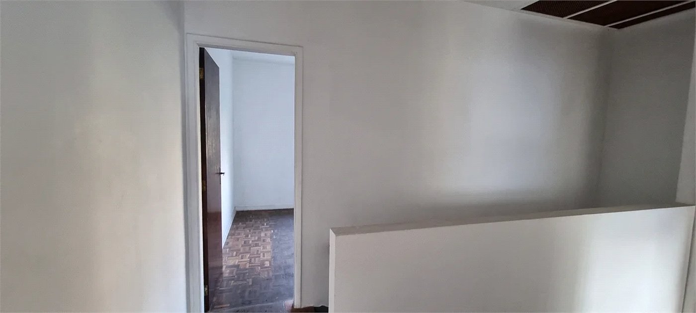 Casa à venda com 3 quartos, sendo 1 suíte, em Jardim Rosa Maria, São Paulo, SP