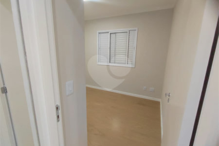Apartamento à venda com 3 quartos, sendo 2 suítes,  em Jardim Arpoador, São Paulo, SP