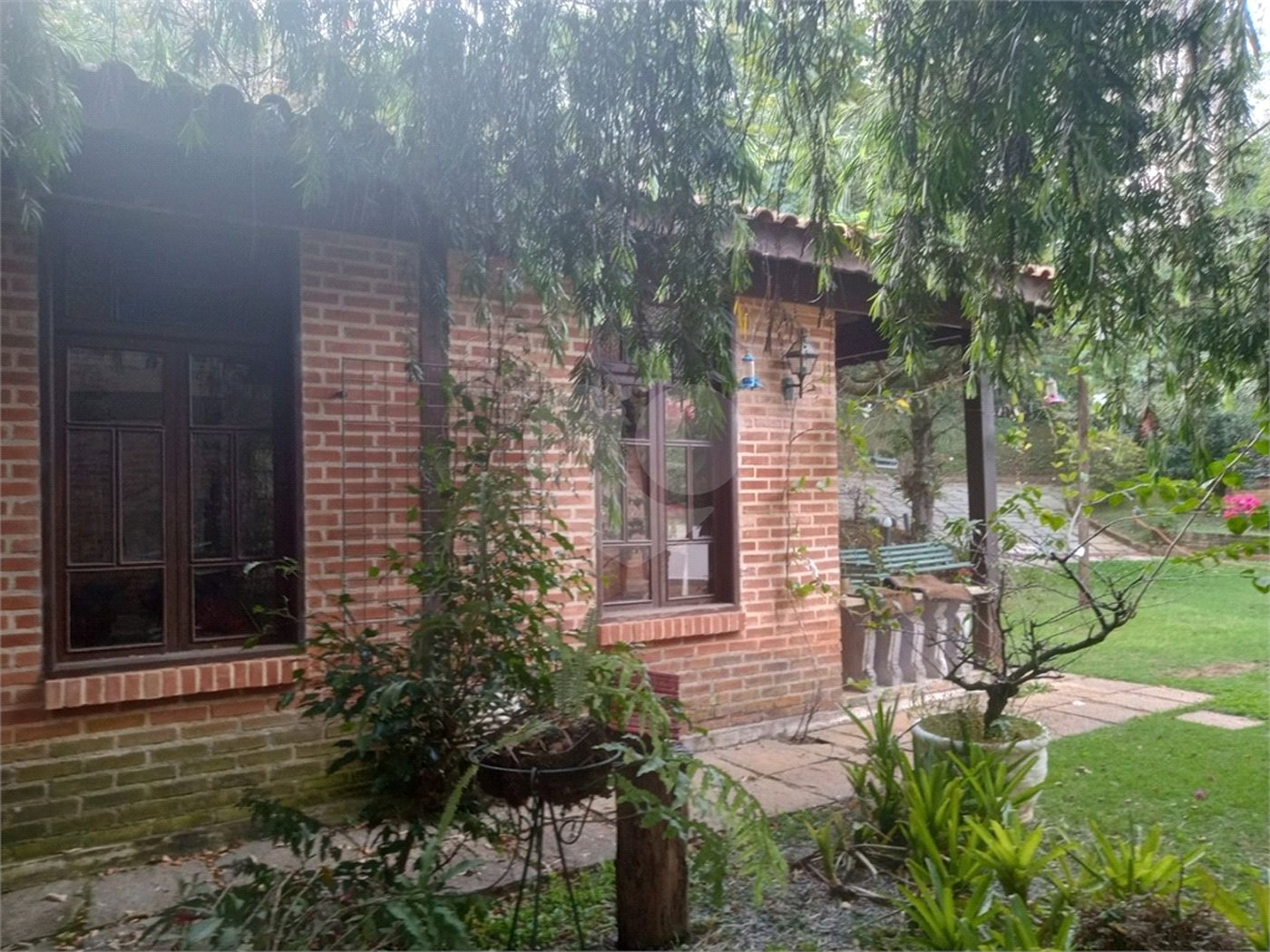 Chácara à venda com 7 quartos, sendo 3 suítes, em Saboó, São Roque, SP