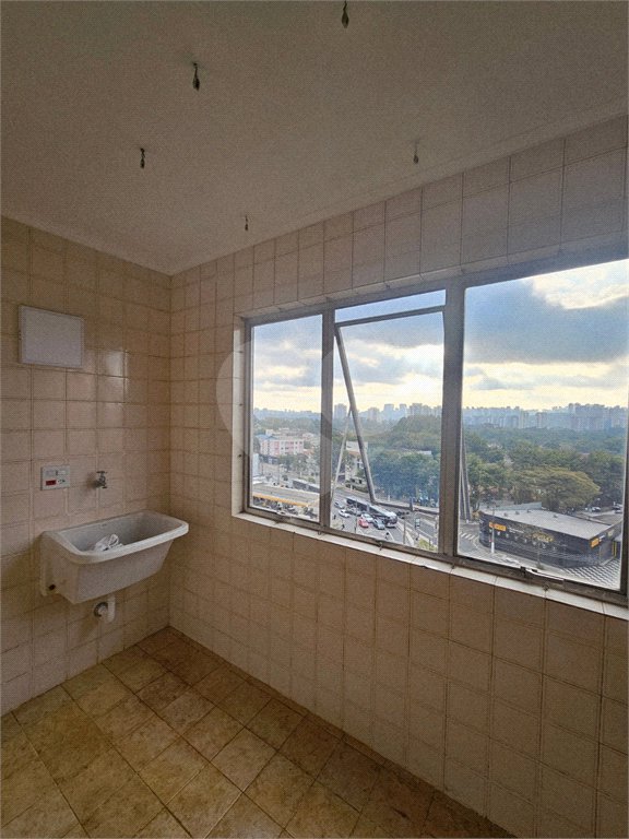 Apartamento à venda com 2 quartos, sendo 1 suíte,  em Santo Amaro, São Paulo, SP