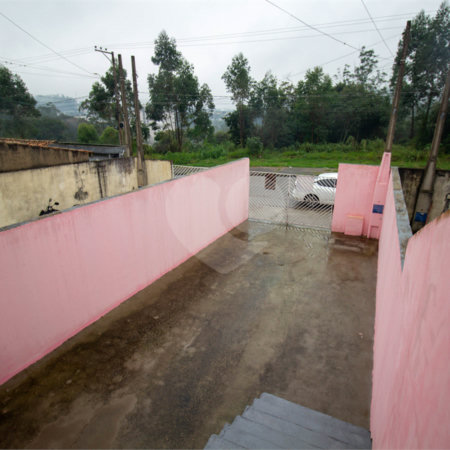 Casa à venda com 2 quartos em Reneville, Mairinque, SP