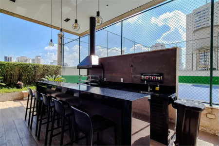 Apartamento à venda com 4 quartos, sendo 3 suítes,  em Vila Romana, São Paulo, SP