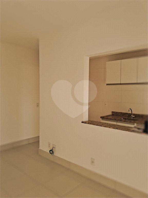 Apartamento à venda ou para alugar com 3 quartos, sendo 1 suíte, em Jardim Santiago, Indaiatuba, SP