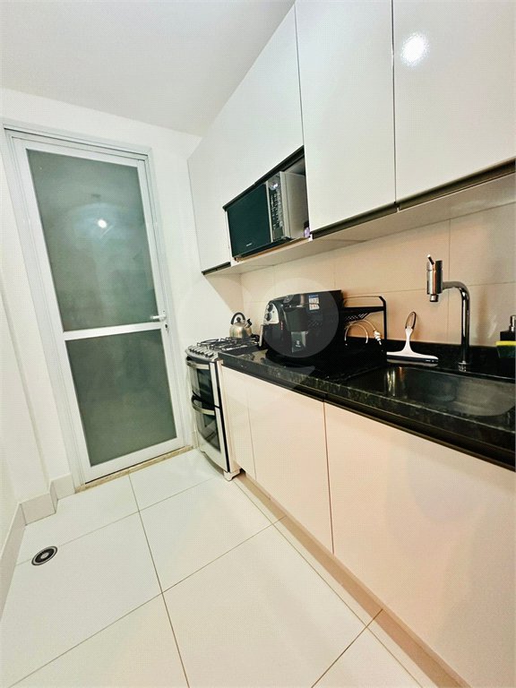 Apartamento à venda com 3 quartos, sendo 1 suíte,  em Vila Andrade, São Paulo, SP