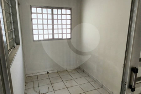 Casa à venda com 2 quartos, sendo 1 suíte, em Vila Suconasa, Araraquara, SP