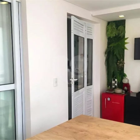 Apartamento à venda com 2 quartos, sendo 1 suíte,  em Vila Maria Alta, São Paulo, SP