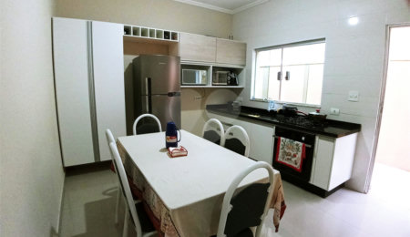 Sobrado à venda com 3 quartos no Brasilândia, São Paulo, SP