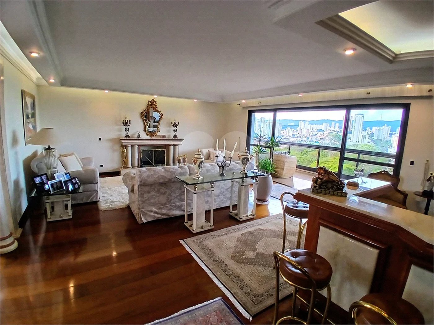 Apartamento à venda com 4 suítes em Santana, São Paulo, SP