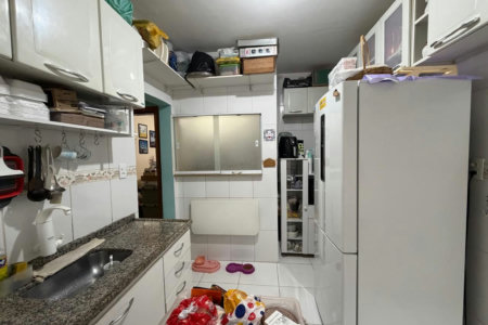 Apartamento com 2 dormitórios à venda, 62 m² por R$ 375.000,00 - Boqueirão - Santos/SP