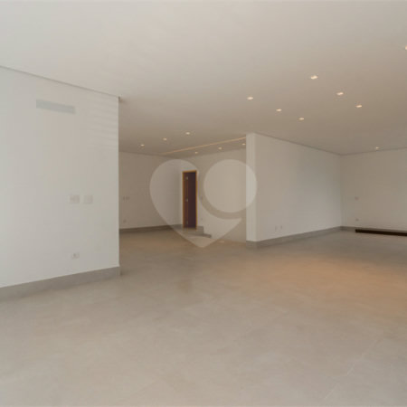 Casa à venda com 4 quartos, sendo 1 suíte, em Jardim Guedala, São Paulo, SP