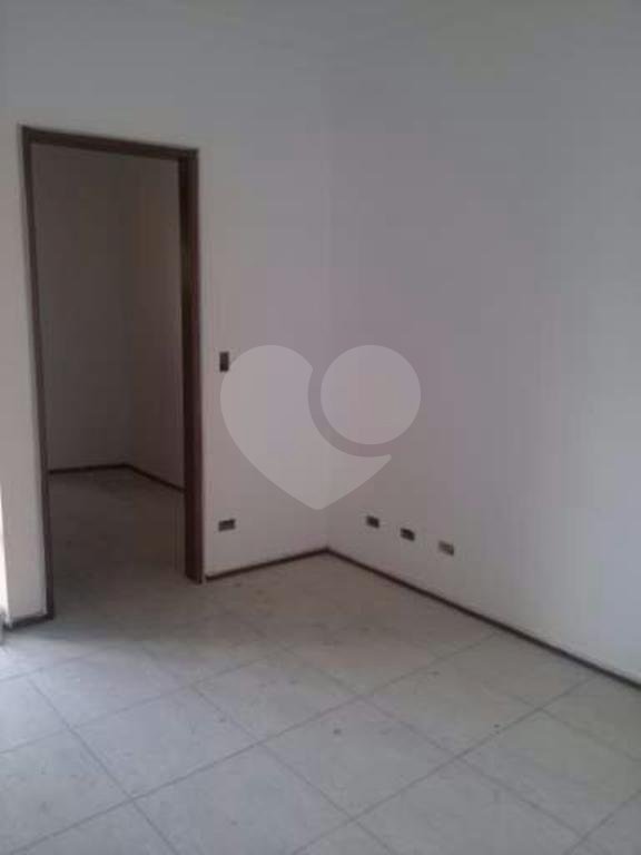 Sobrado à venda com 3 quartos, sendo 2 suítes, em Jardim Monte Kemel, São Paulo, SP