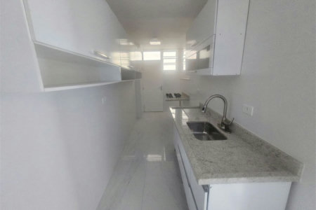 Apartamento com 2 dormitórios à venda, 47 m² por R$ 915.000,00 - Aparecida - Santos/SP