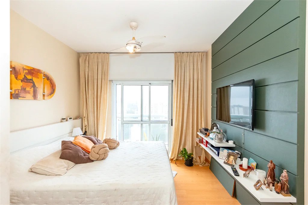 Apartamento à venda com 4 quartos, sendo 3 suítes, em Vila Andrade, São Paulo, SP