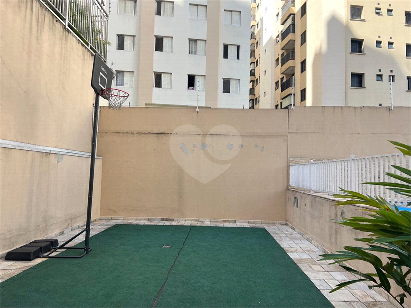 Apartamento à venda com 2 quartos, sendo 1 suíte, em Santa Teresinha, São Paulo, SP