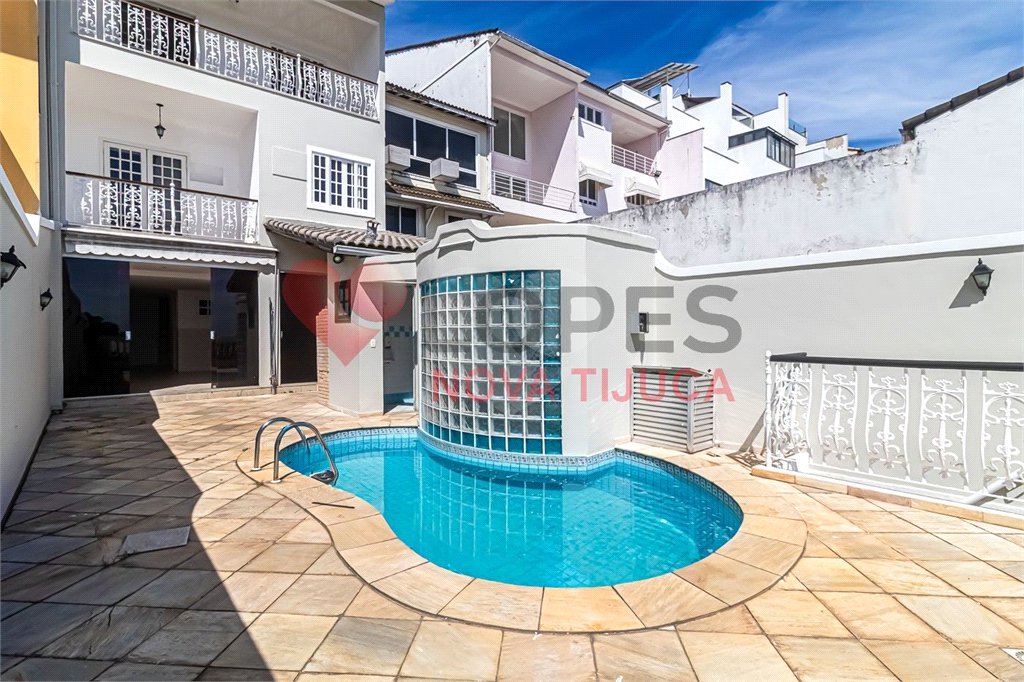 Casa de Vila à venda com 3 quartos, sendo 1 suíte, em Freguesia (jacarepaguá), Rio de Janeiro, RJ