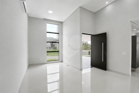 Casa à venda com 3 suítes no condomínio Renaissance, Sorocaba - SP