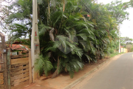 Terreno à venda em Pinheirinho, Vinhedo, SP