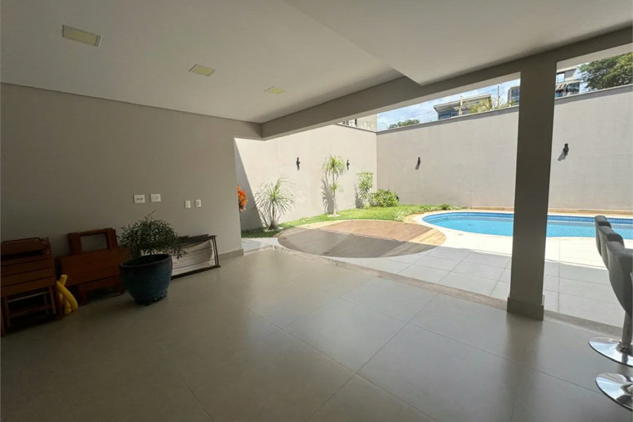 Casa de alto padrão à venda no Morada do Engenho em Piracicaba - SP.