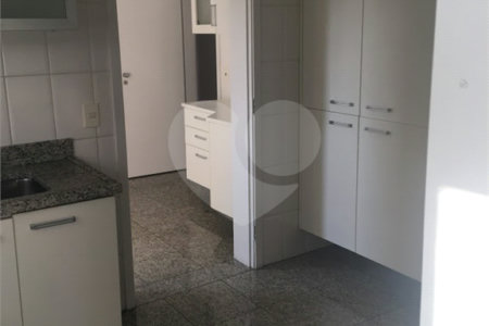 Apartamento à venda com 4 suítes em Vila Suzana, São Paulo, SP