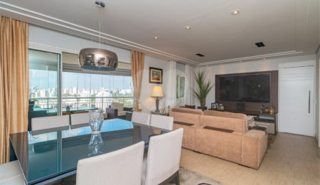 Apartamento à venda com 2 suítes em Chácara Santo Antônio, São Paulo, SP